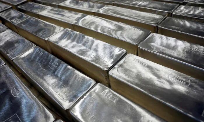 Silver: A Perfectly Organized Short Squeeze